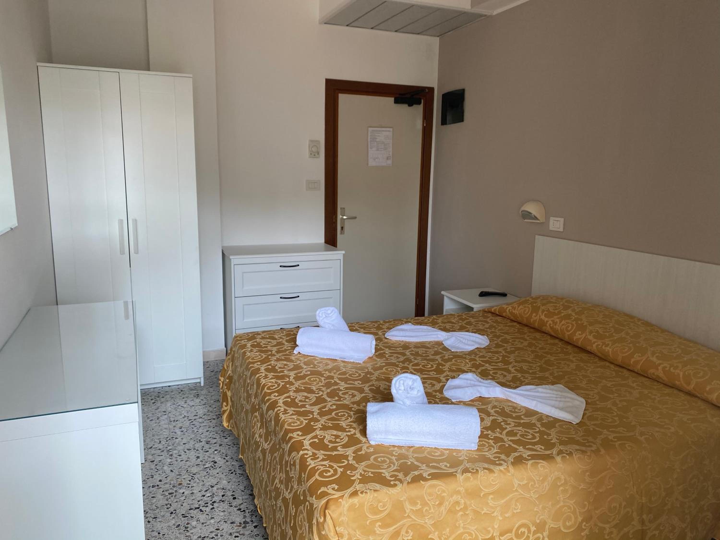 Hotel Modenese 15/50
