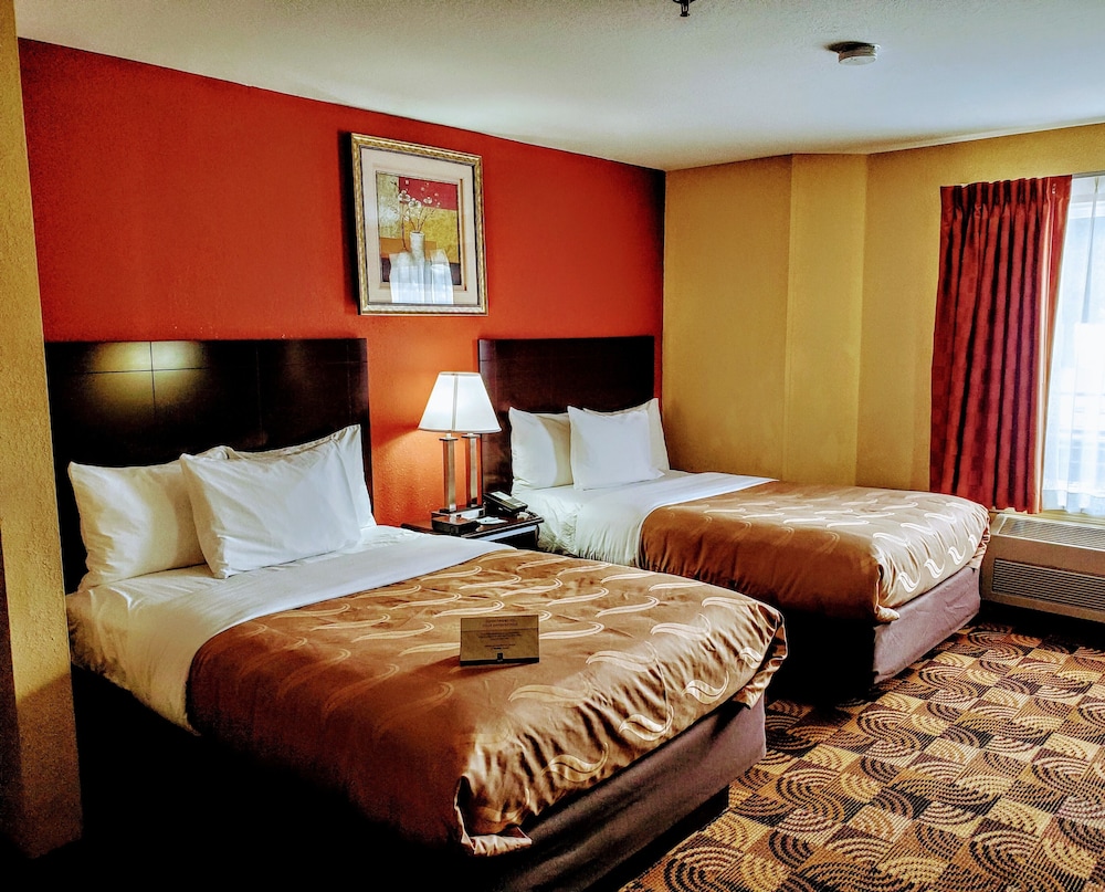 Quality Inn Brunswick Cleveland South 11/41