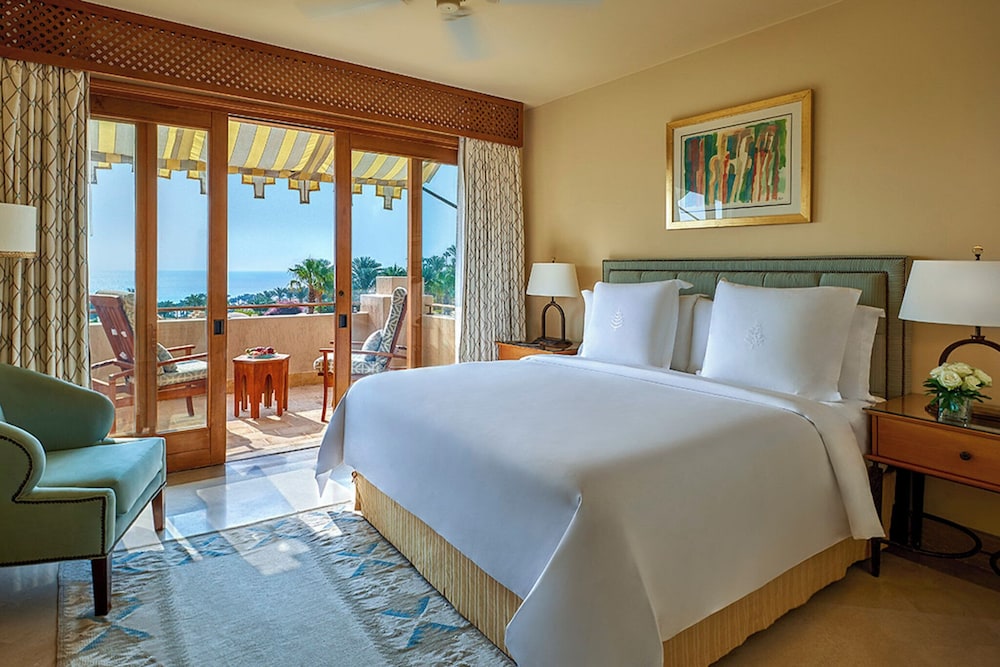 2 Bedrooms, Residential, Suite, King and Twin Beds, Sea View