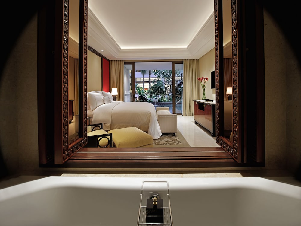 THE TRANS RESORT BALI 21/68