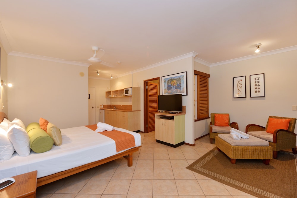 Seascape Holidays- Hibiscus Apartment 7/32