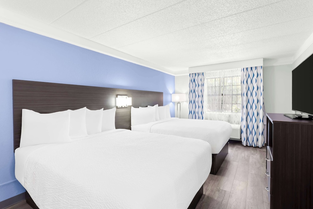 Best Western Schaumburg - O’Hare NW 14/43