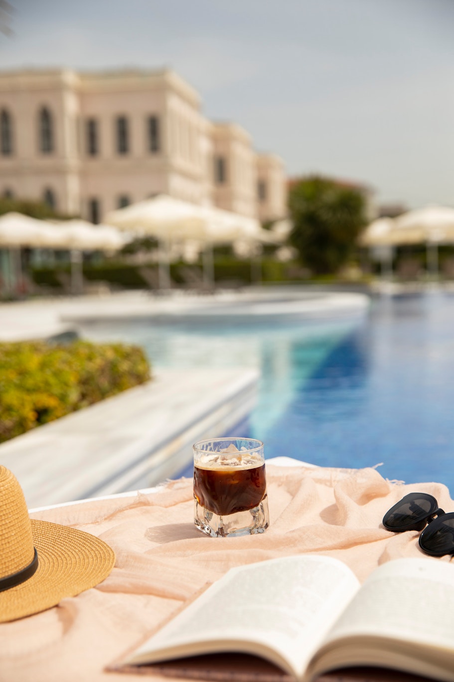Four Seasons Hotel Istanbul at the Bosphorus 26/80