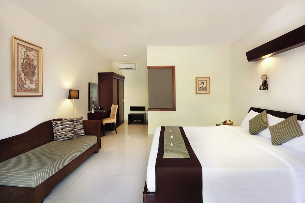 Respati Beach Hotel 17/66