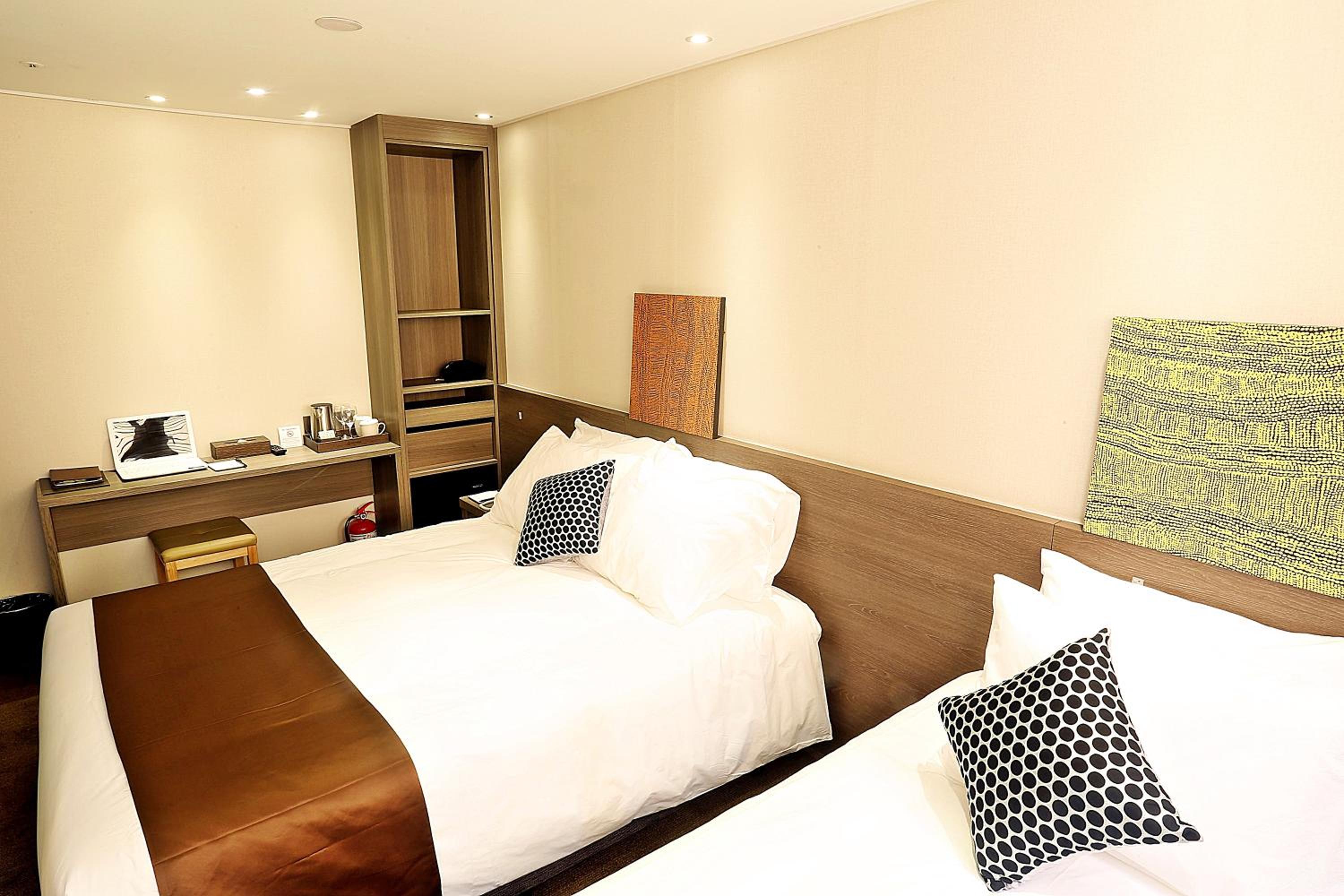 Grand Millions Hotel 18/42