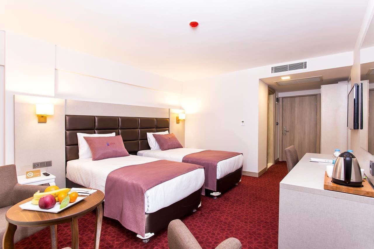 COMFORT, TWIN BEDS