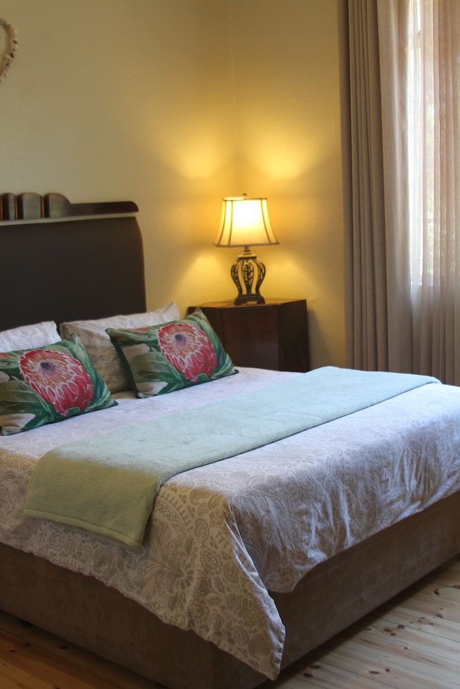 Ripple Hill Hotel 6/33