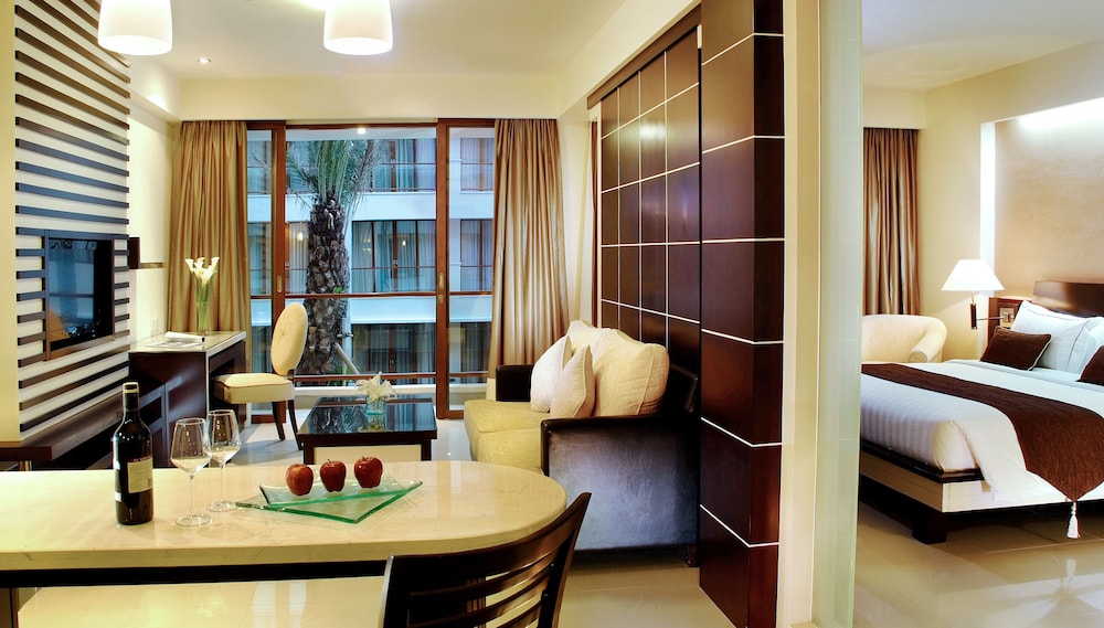Aston Kuta Hotel and Residence 34/65