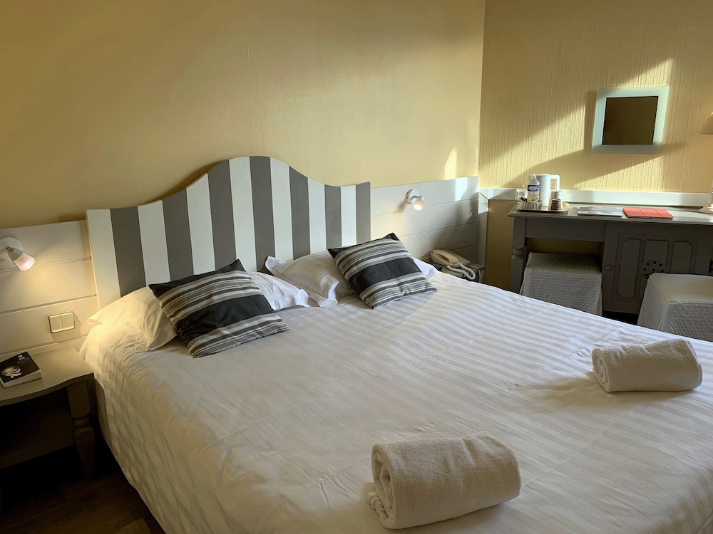 Hotel Causse Comtal 21/84