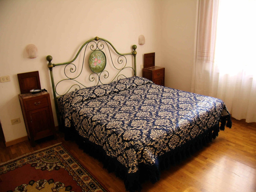 Hotel Savoia E Campana 29/72