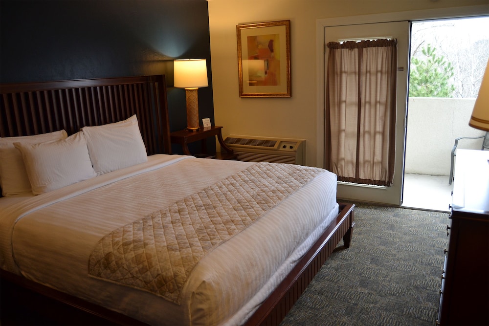 Cascades Inn 19/70
