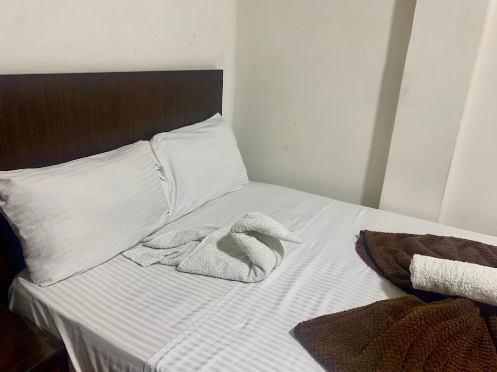 Montana Hotel 33/55
