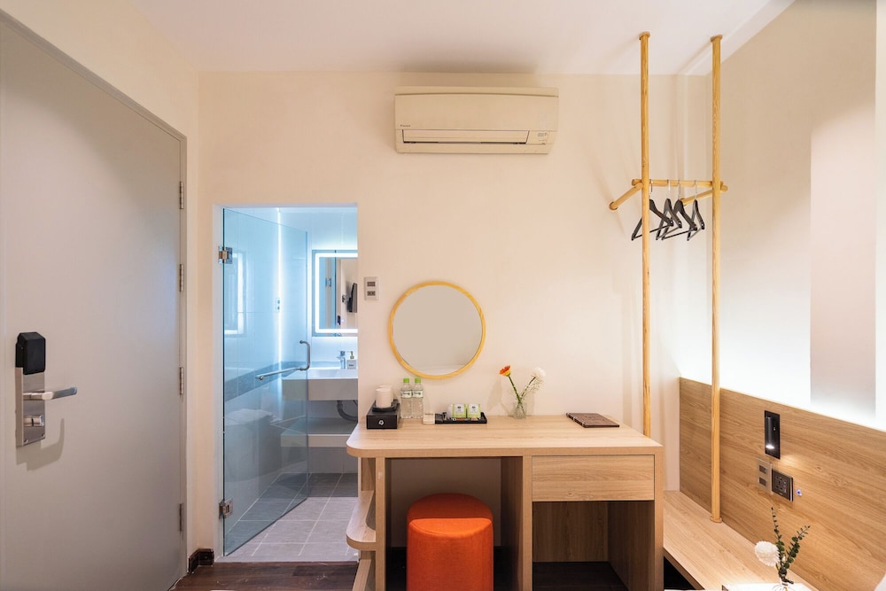 Sen Saigon Hotel 48/50