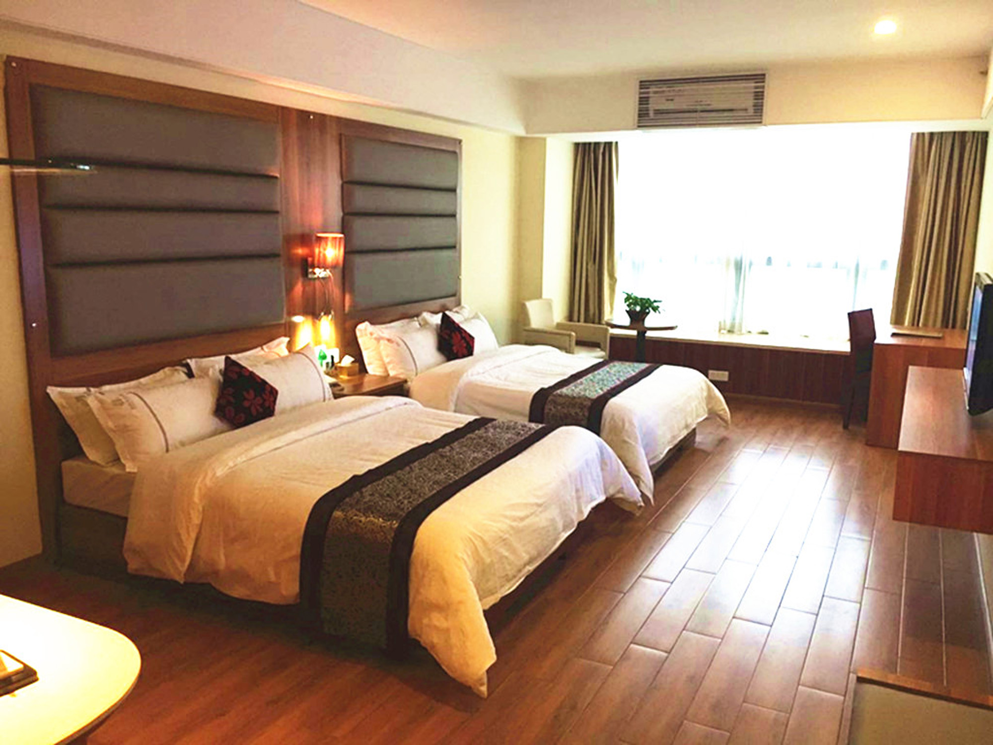 Guangzhou Chuanghui Business Hotel 10/44