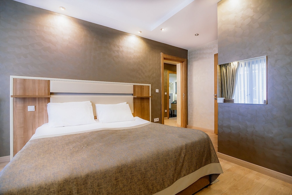 Kavalali Suites 15/50