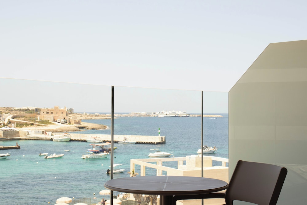Ramla Bay Resort 70/72