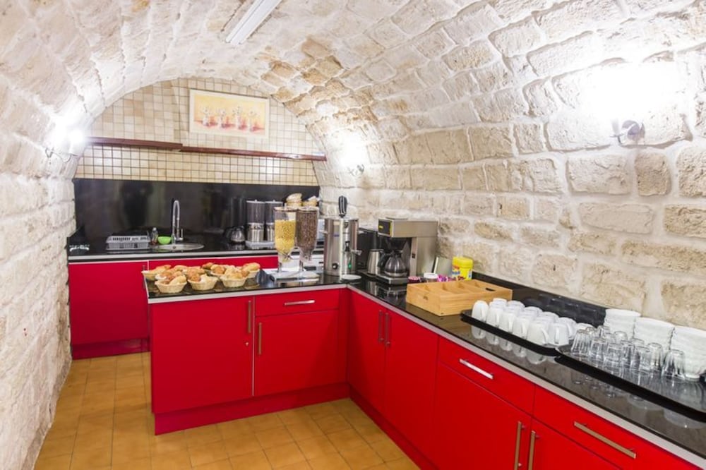 Hipotel Pere Lachaise Hotel 45/60