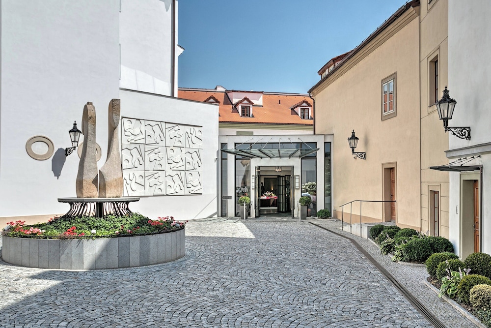 Augustine Hotel Prague 69/76