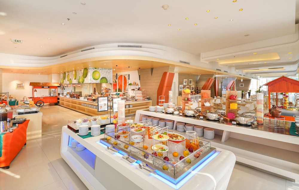 HARRIS Hotel & Conventions Bekasi 18/47