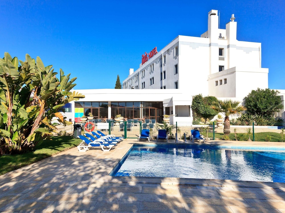 Ibis Faro Algarve 33/43