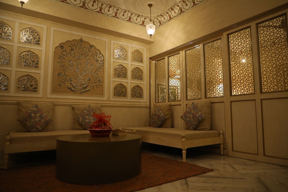 Laxmi Palace Heritage Boutique Hotel 49/65