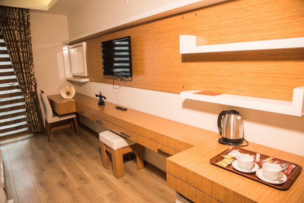 Cebeciler Hotel 28/42