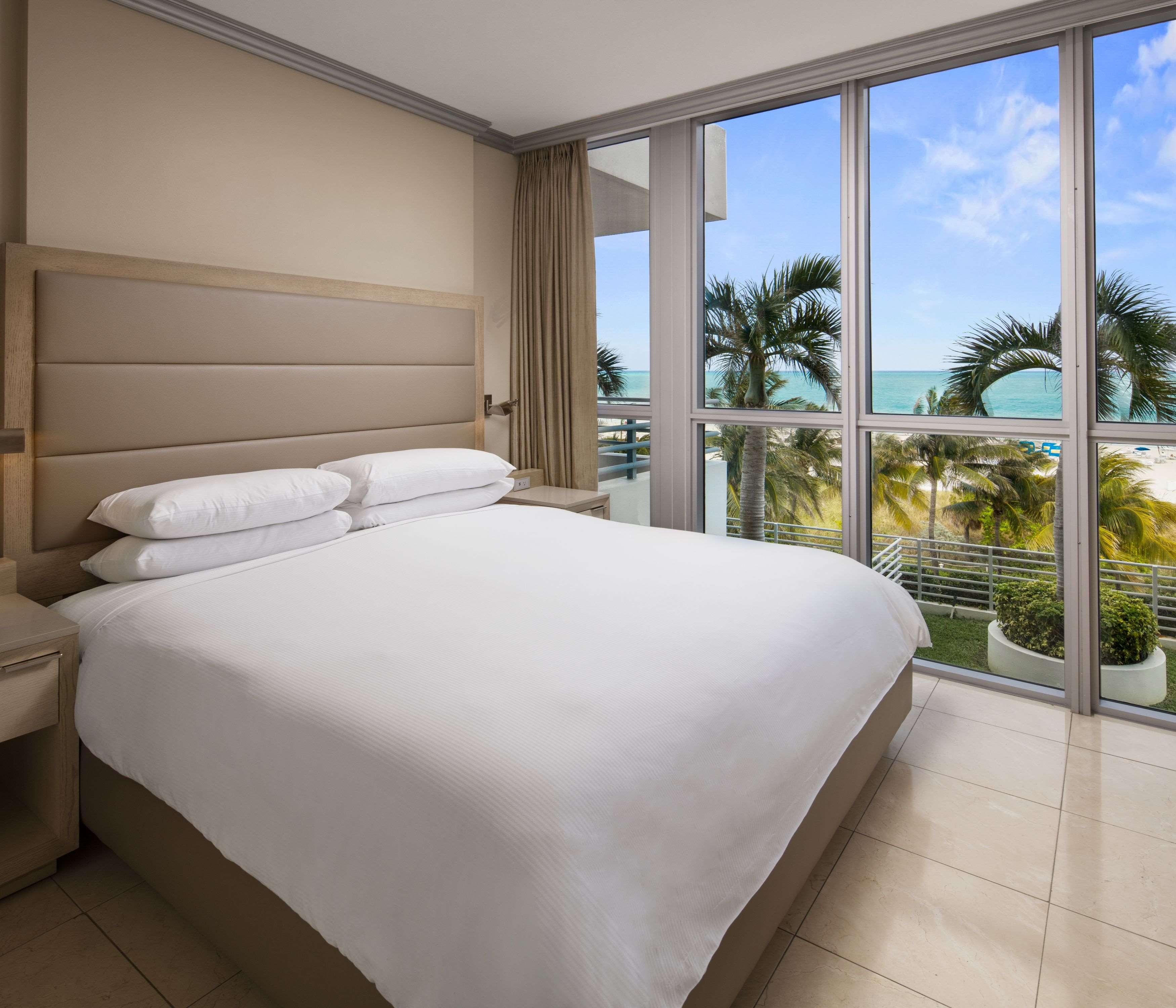 2 BEDROOMS, SUITE, 2 KING BEDS, OCEAN FRONT, SOFA