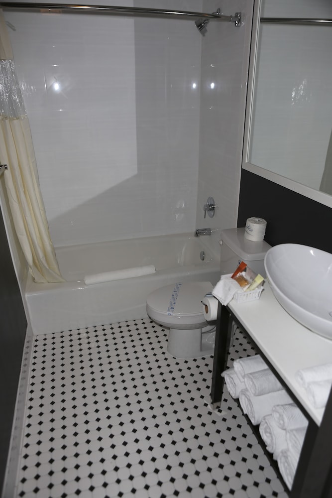 Hollywood Le Bon Hotel 46/50
