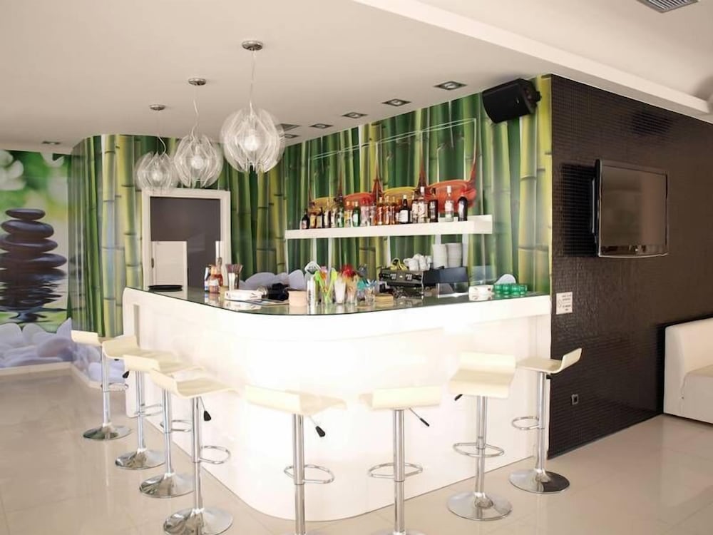 Akatos Hotel 30/50