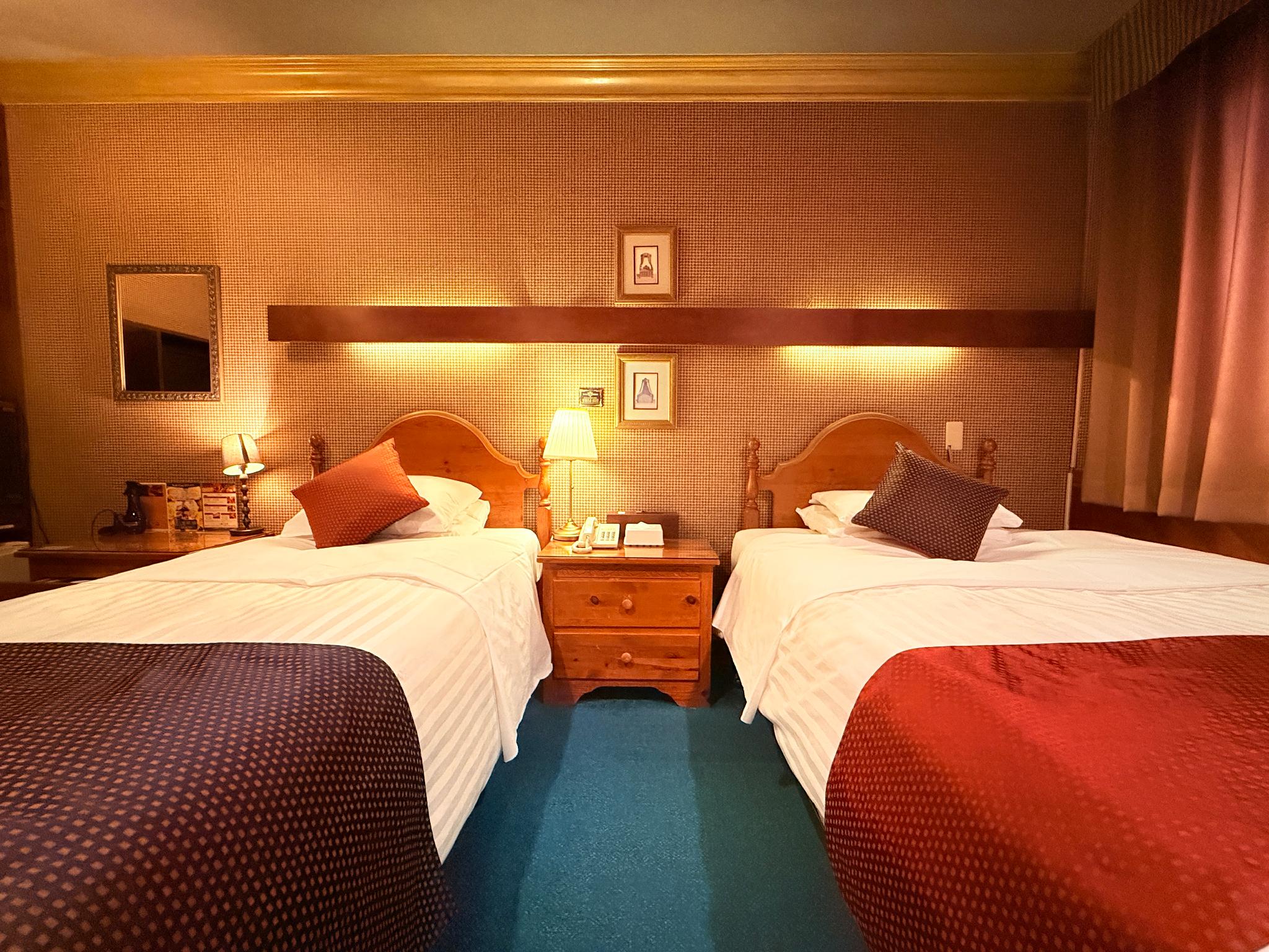 Semi Room, Twin Beds, 1 Double and 1 Single Bed, Smoking