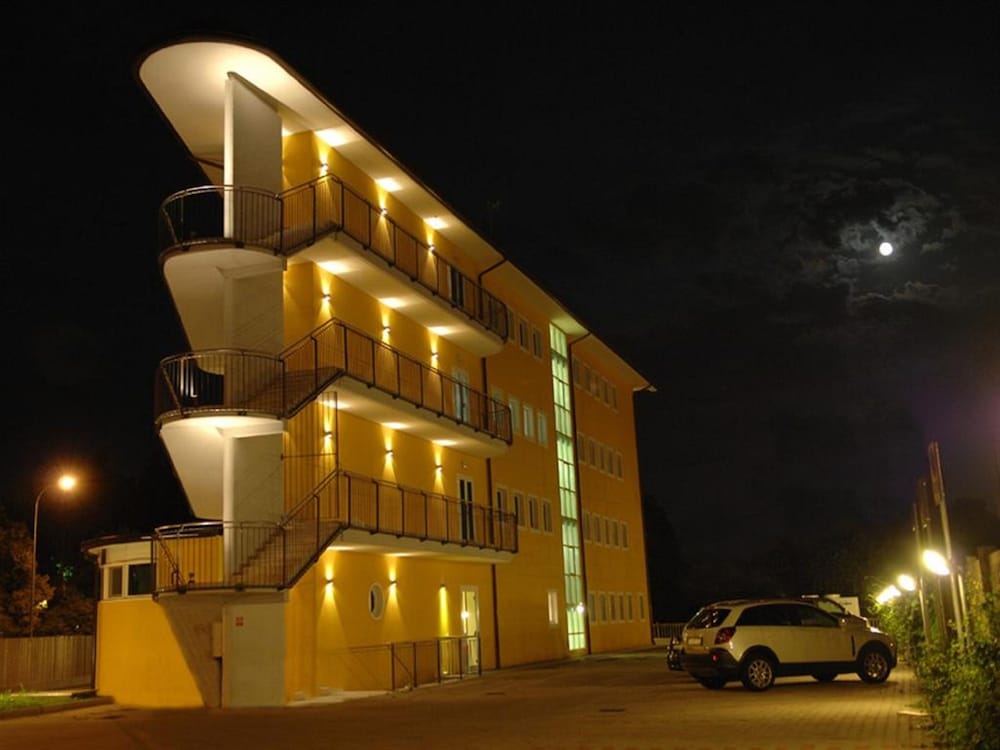 Hotel Alveri photo1