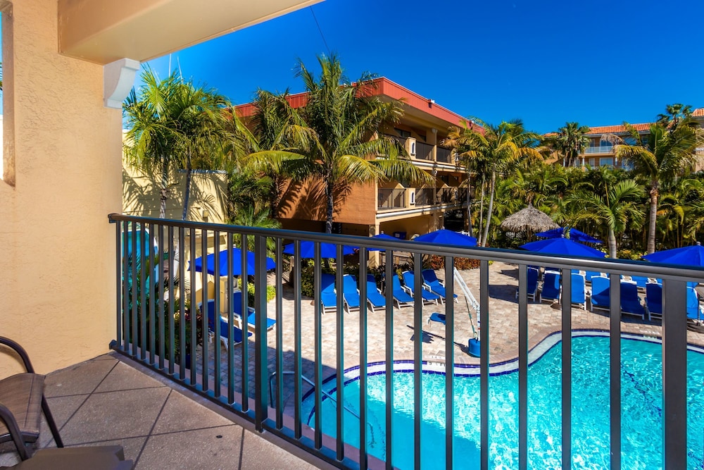 Coconut Cove Suites 32/38