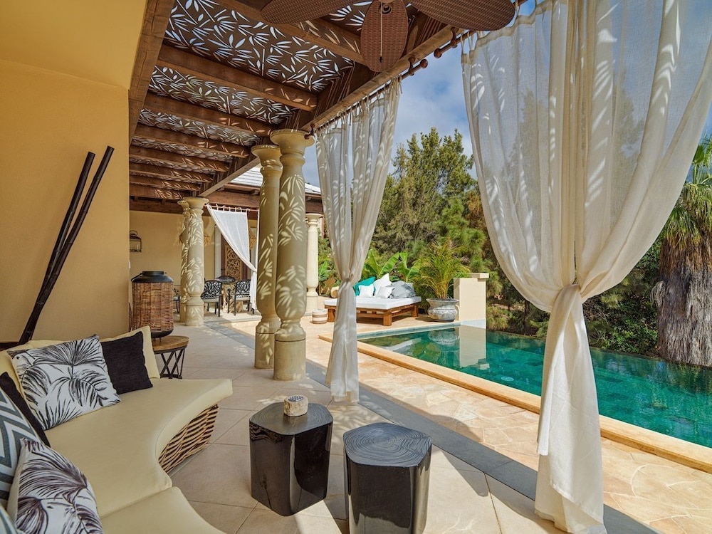 Royal River Luxury Hotel (Adults Only +16) 52/75
