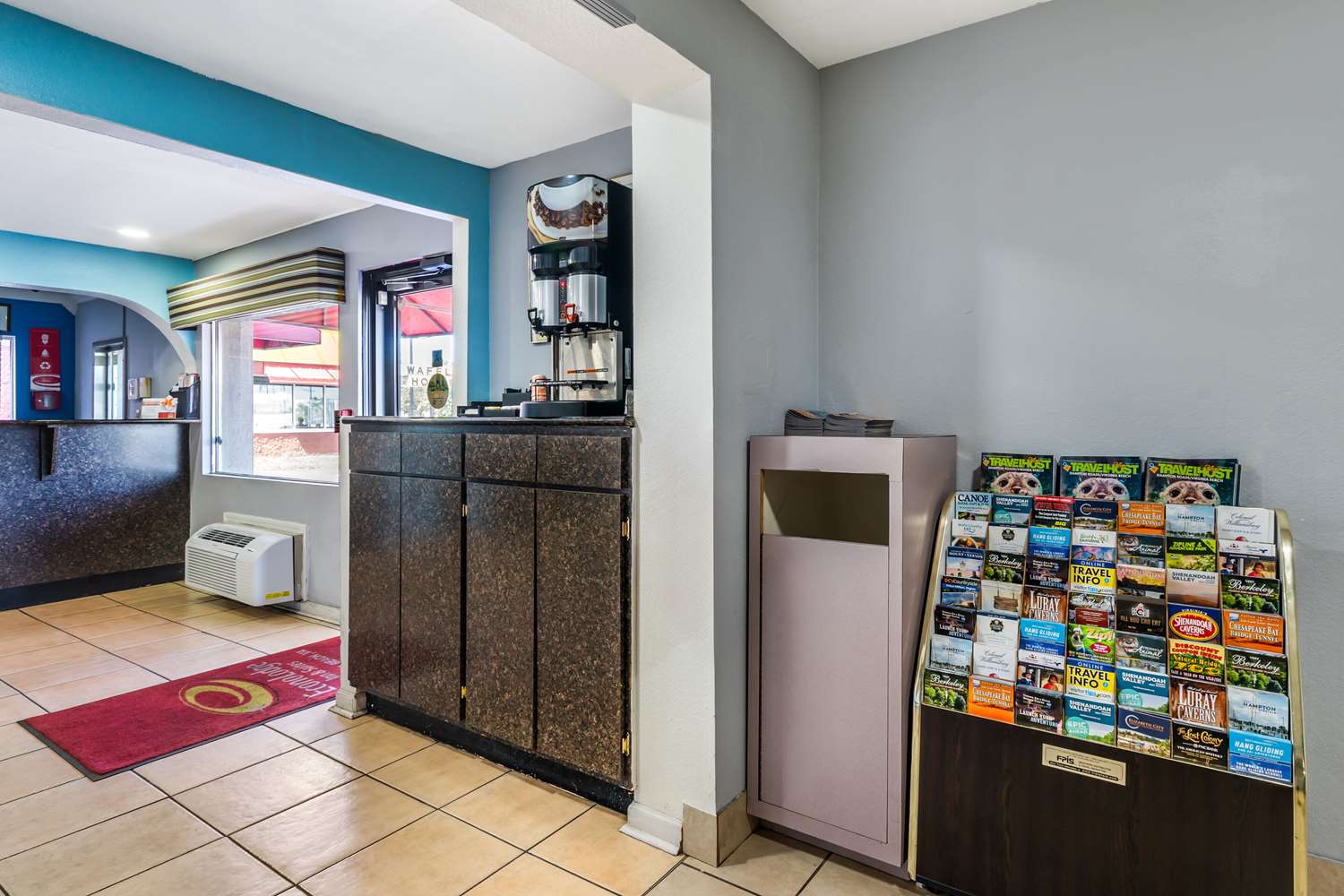 Econo Lodge Inn & Suites Virginia Beach - Norfolk 9/15