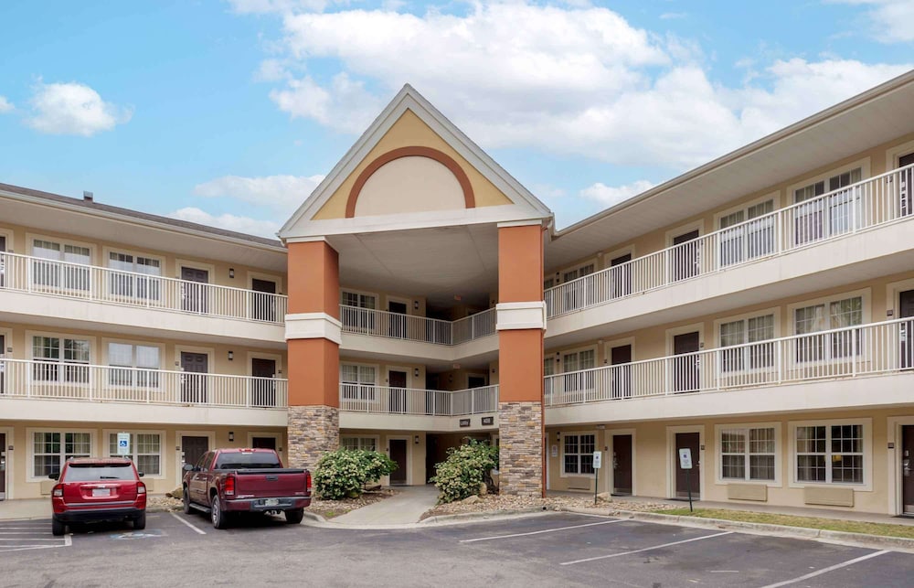 Extended Stay America - Fayetteville - Owen Dr. 24/37
