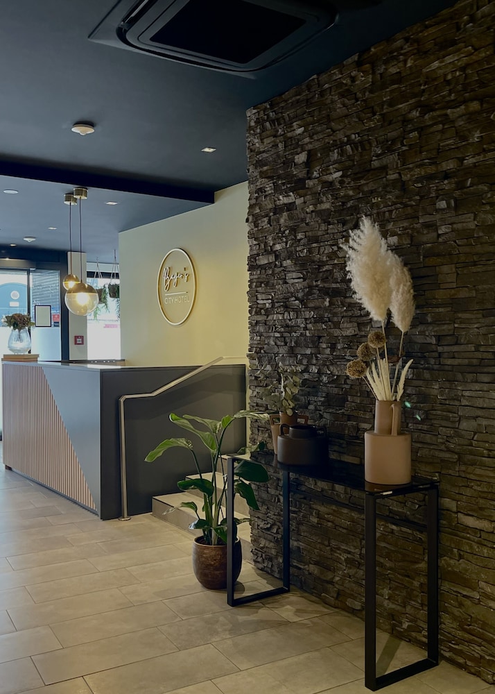 Bayer's City Hotel 9/35