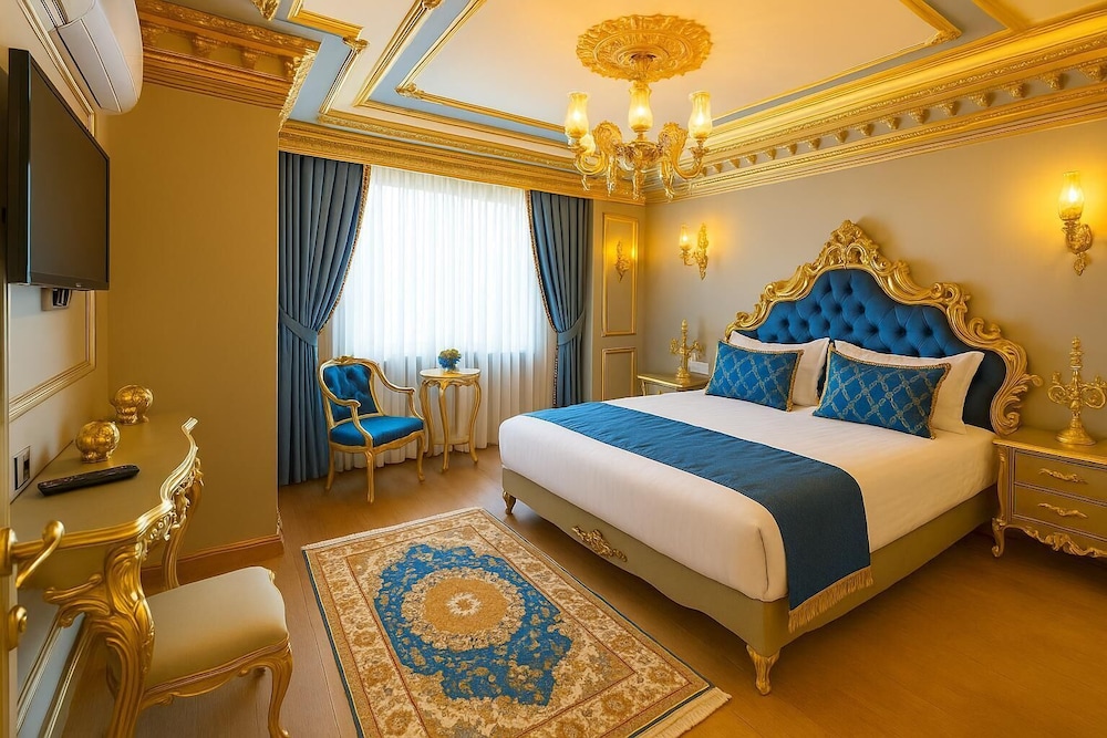 Real King Suit Otel 20/50