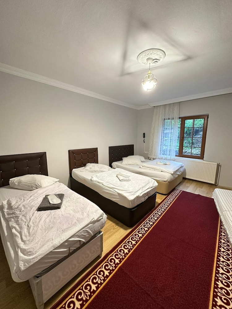 Cam Motel 13/40
