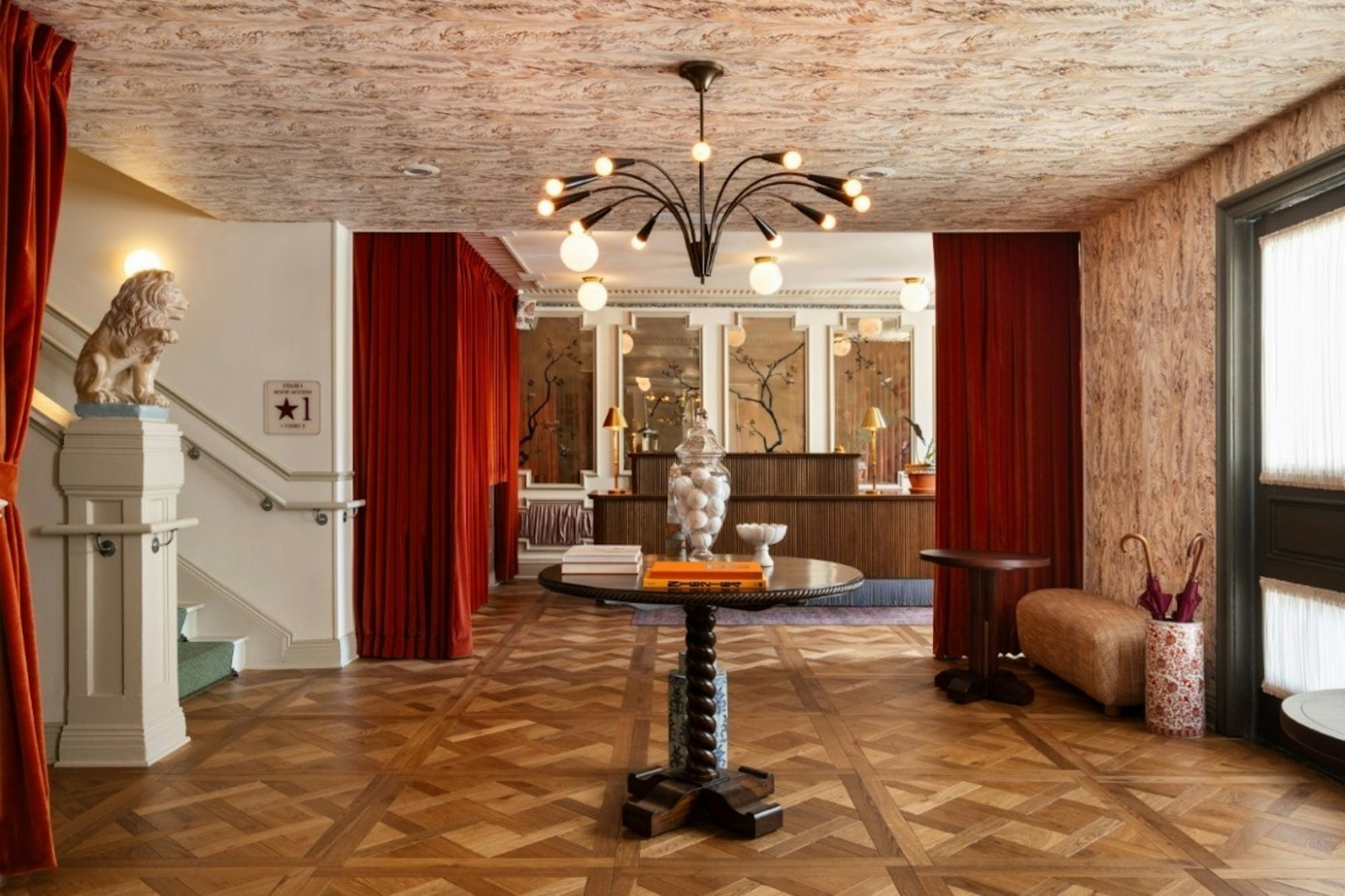 Maison 140 Hotel 12/64