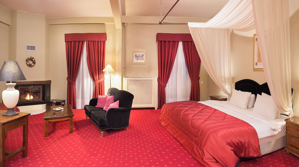 Country Club Hotel & Suites 19/75