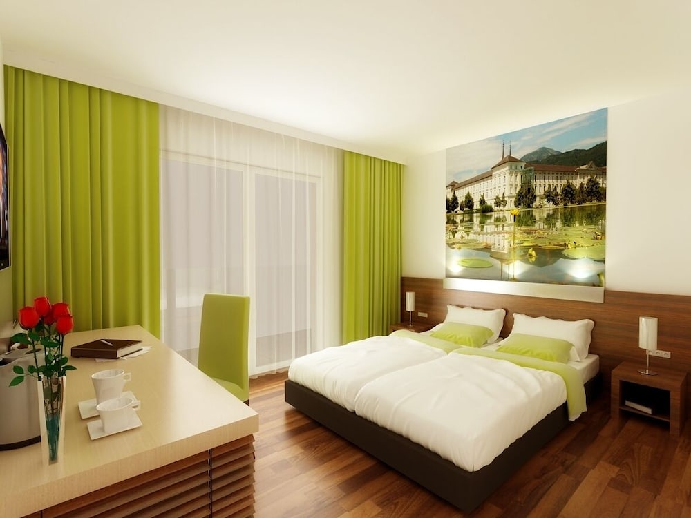 Hotel Spirodom Admont 12/50