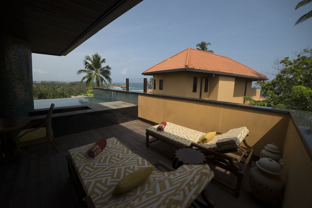 Cape Weligama 5/72