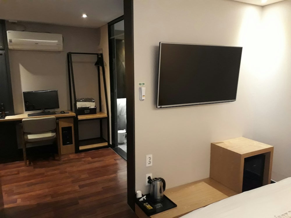 2Day Hotel 33/50