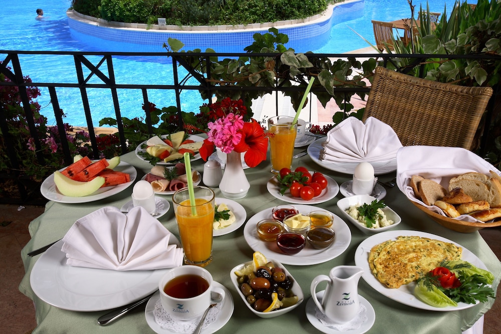 ZEYTINADA HOTEL 16/45