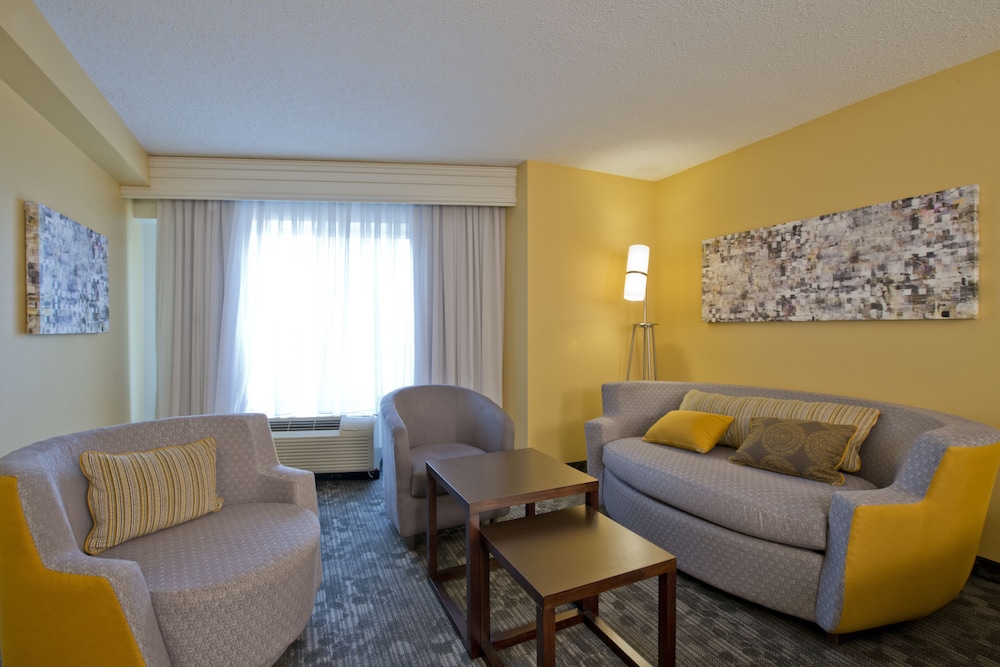 Courtyard by Marriott Jacksonville Flagler Center 29/43