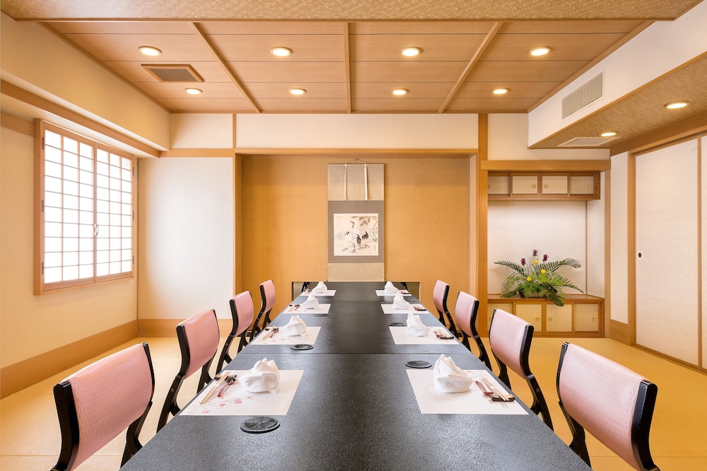 Hotel Kokusai 21 55/67