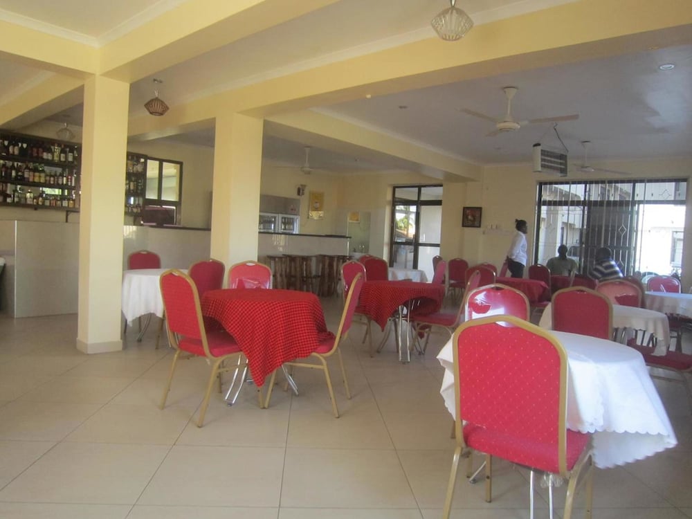 FQ Hotel 27/33
