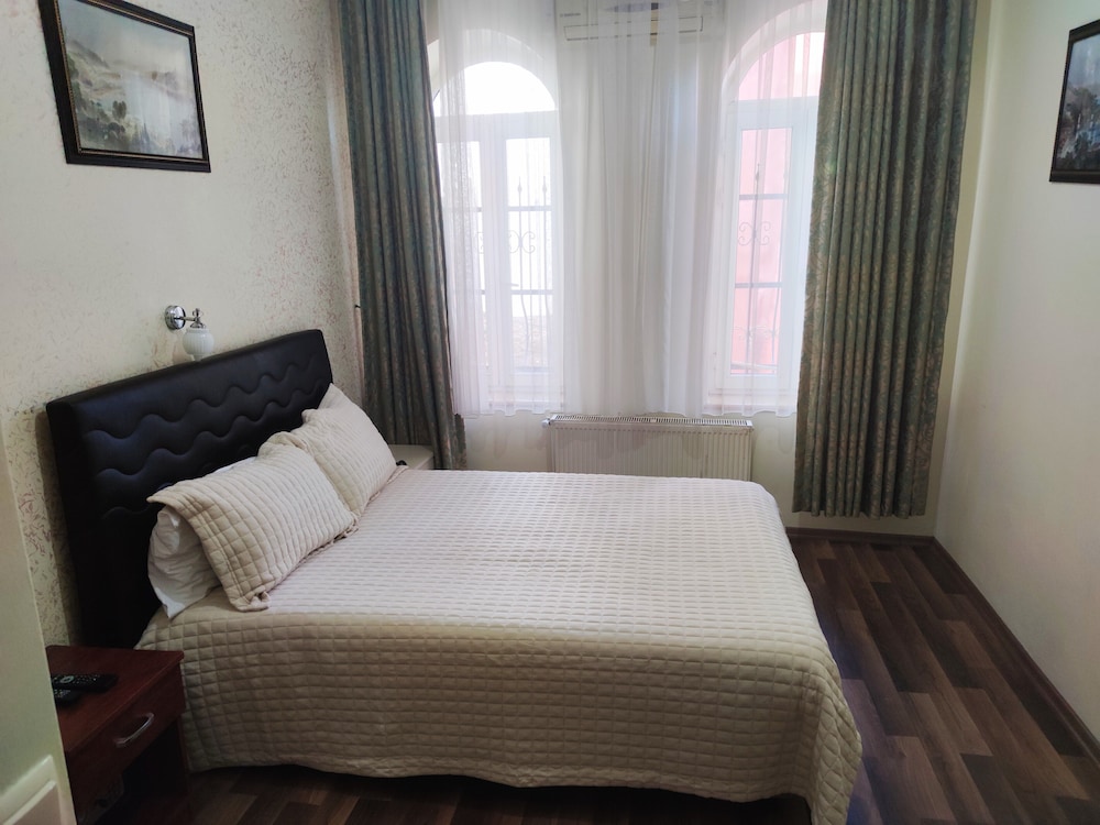 Sur Hotel 16/50