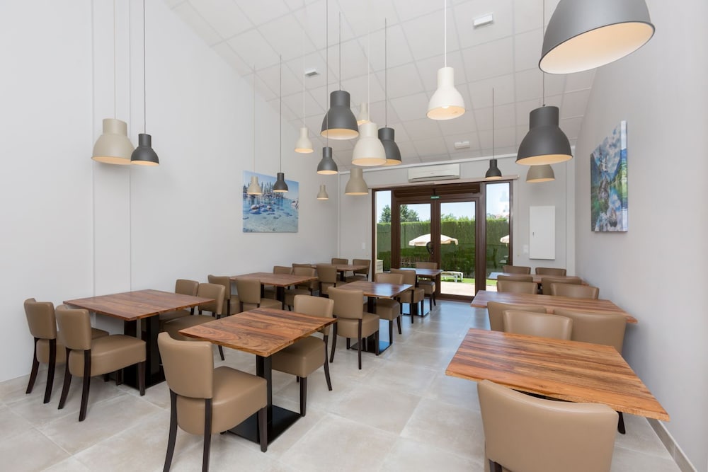 Hostal Xabina 29/50