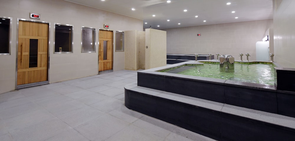 Wirye Militopia Hotel by Marine 7/62
